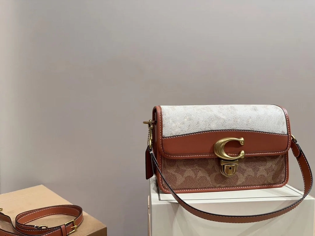 Shoulder Bags designer bag studio hobo bags chain handbags classic Women shoulder bag underarm Crossbody tote bags black Fashion clutches for women pink black