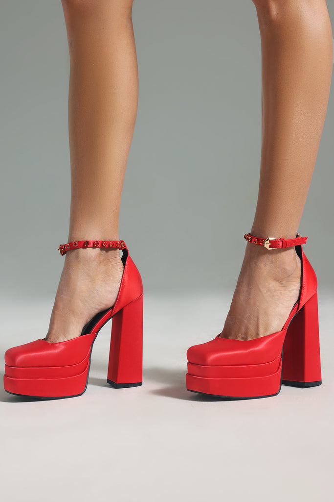 goosudu Satin Platform Pumps