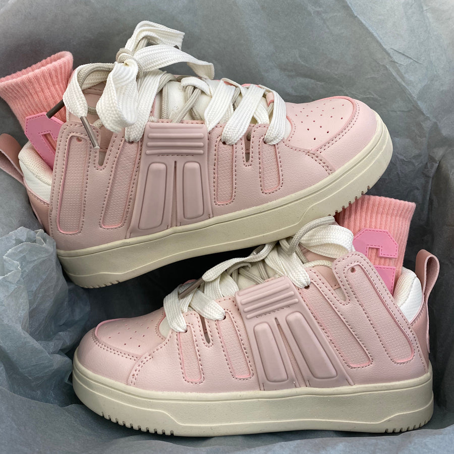 goosudu Felix Wide Lace Flat Sneakers