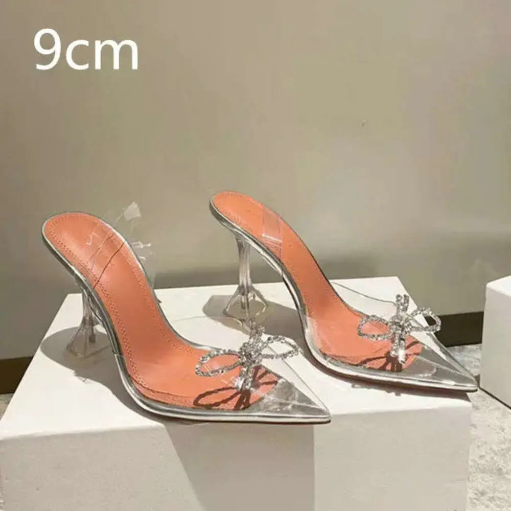 Summer New Pointed Rhinestone Odd Heel Stiletto Ladies Sun Decoration Wild Fairy PVC Transparent Crystal Shoes Kq8