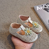 woloong Baby Girls Hollow Floral Shoes PU Leather Newborn First Walkers Princess Bowknot Kids Non-slip Soft Bottom Casual Shoes