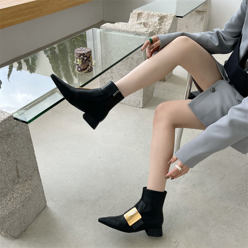 woloong New Brand Double Color Zipper Ankle Boots Women Shoe  Pointed Toe Fashion Short Boots Concise Winter Ladies Footwear