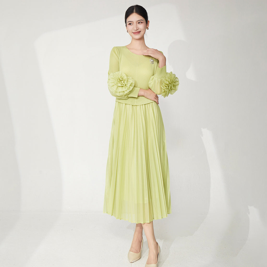 2025 2025 summer dress high-end sense small temperament small fragrant style a-word skirt waist thin versatile pleated skirt