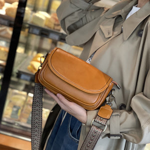 2025 Spring and summer new bags, women's messenger bags, genuine leather small square bags, cowhide shoulder bags, retro fashion small bags, factory direct sales.