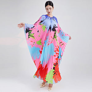 2025 2025 New large-size dress women's printing irregular loose high-end skirt vacation style pleated dress