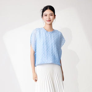 2025 2025 summer new women's pleated T-shirt design sense hand-pleated solid color casual commuter versatile top