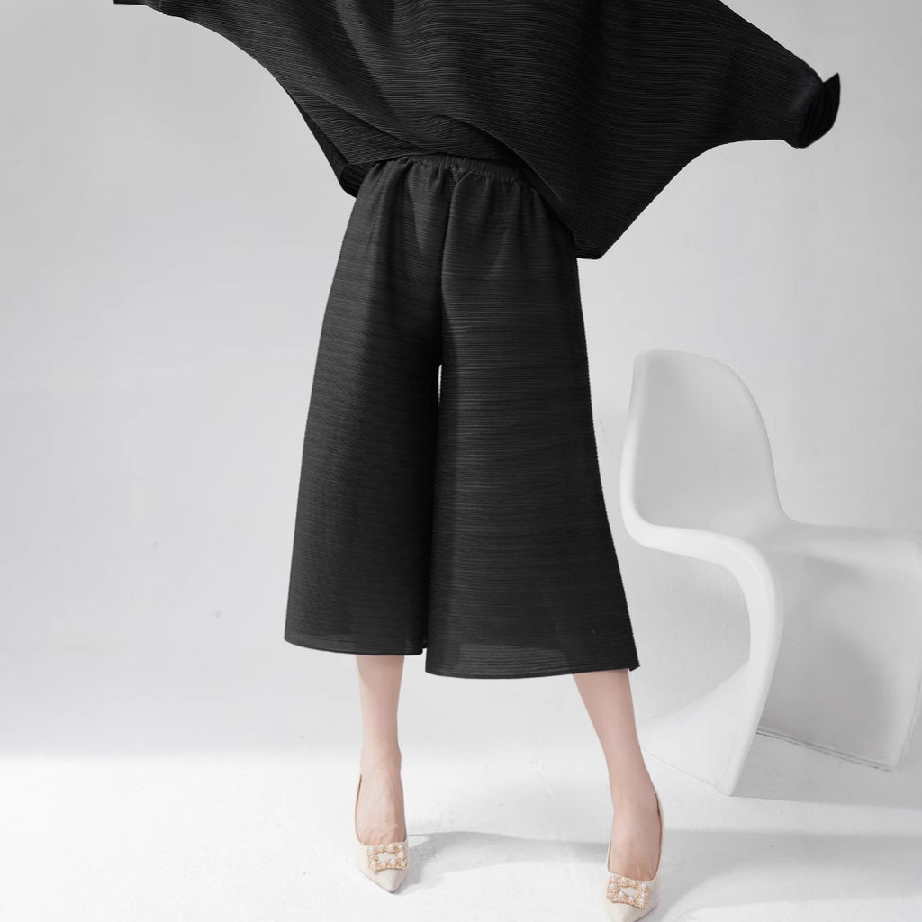 2025 large-size pants women's wide-leg pants drape high-end pleated summer thin loose seven-point casual pants women's