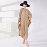 2025 hot-selling dress women's design sense loose bat sleeve long one-piece dress 2025 Popular trade women's pleated skirt