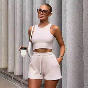 GOOSUDU New 2025 summer new vest exposed navel shorts set sports style versatile new ins knitted set