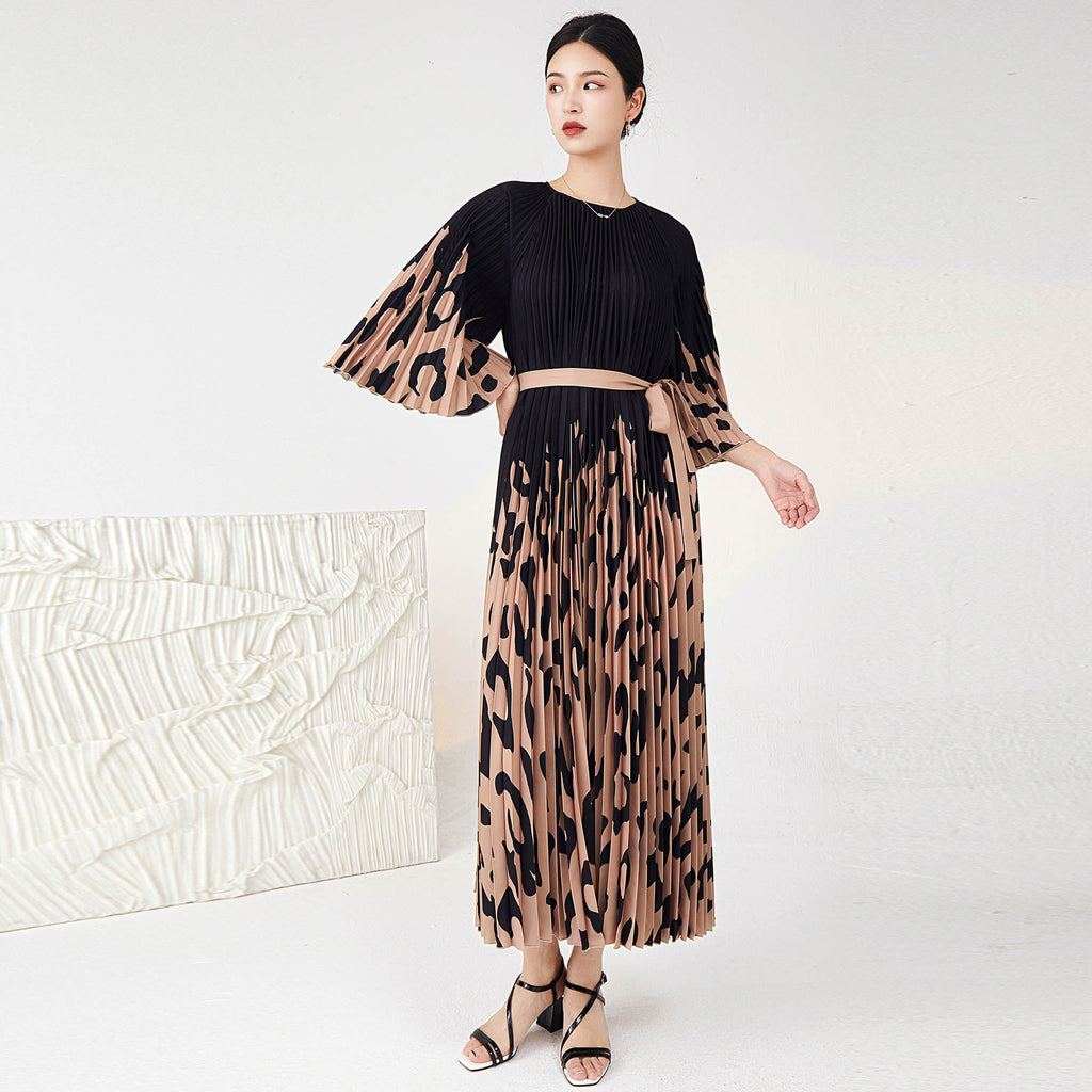 2025 High-end pleated dress women's temperament elegant pleated skirt long high-end sense New Popular trade women's clothing foundry