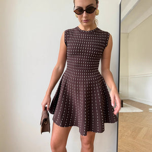 Xiaoxiangfeng summer high-end round neck sleeveless knitted dress vertical wave dot A-shaped skirt ice silk thin waist women