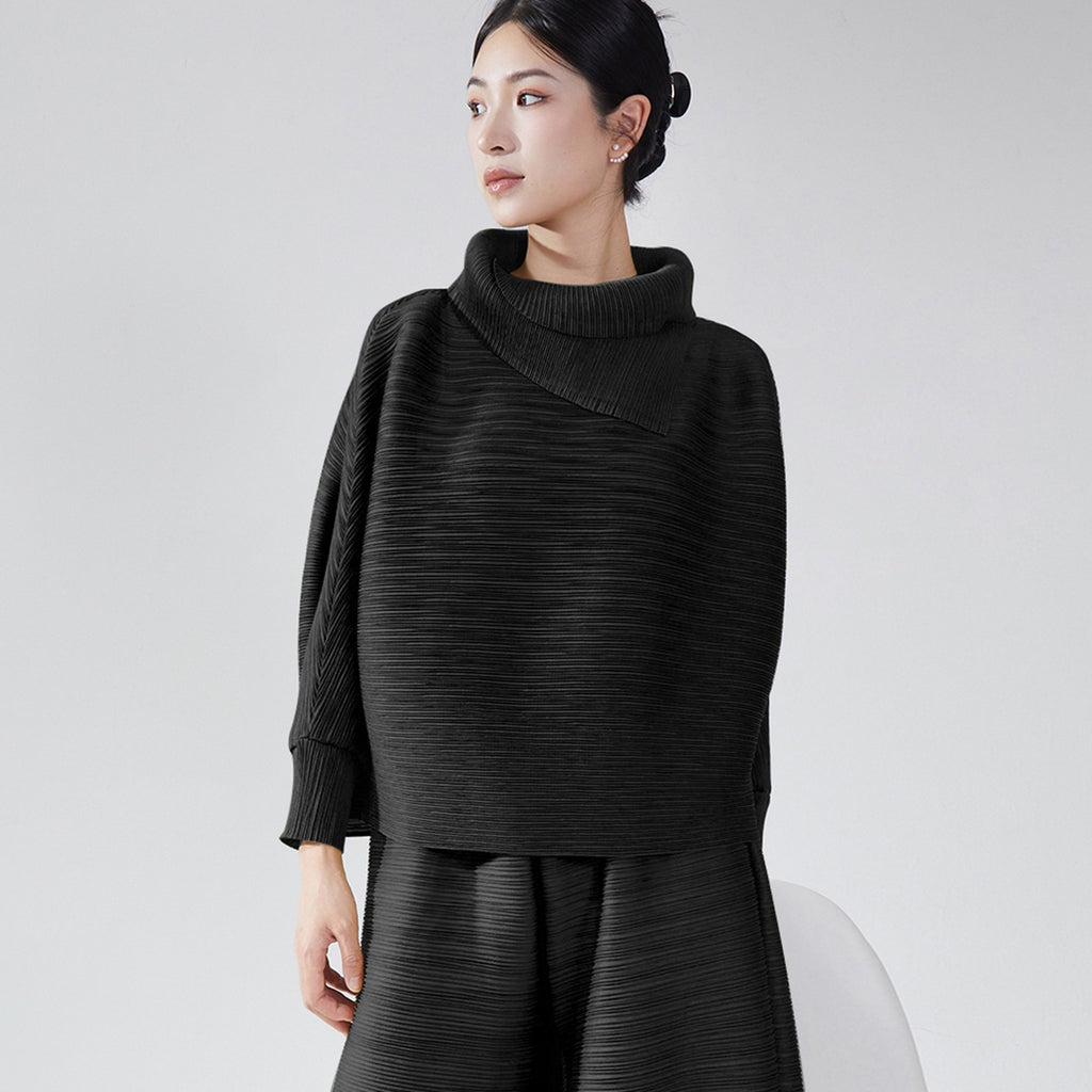 2025 Hot trade large-size women's top covers the stomach and looks thin, high-end  batman shirt pleated loose long-sleeved t-shirt women