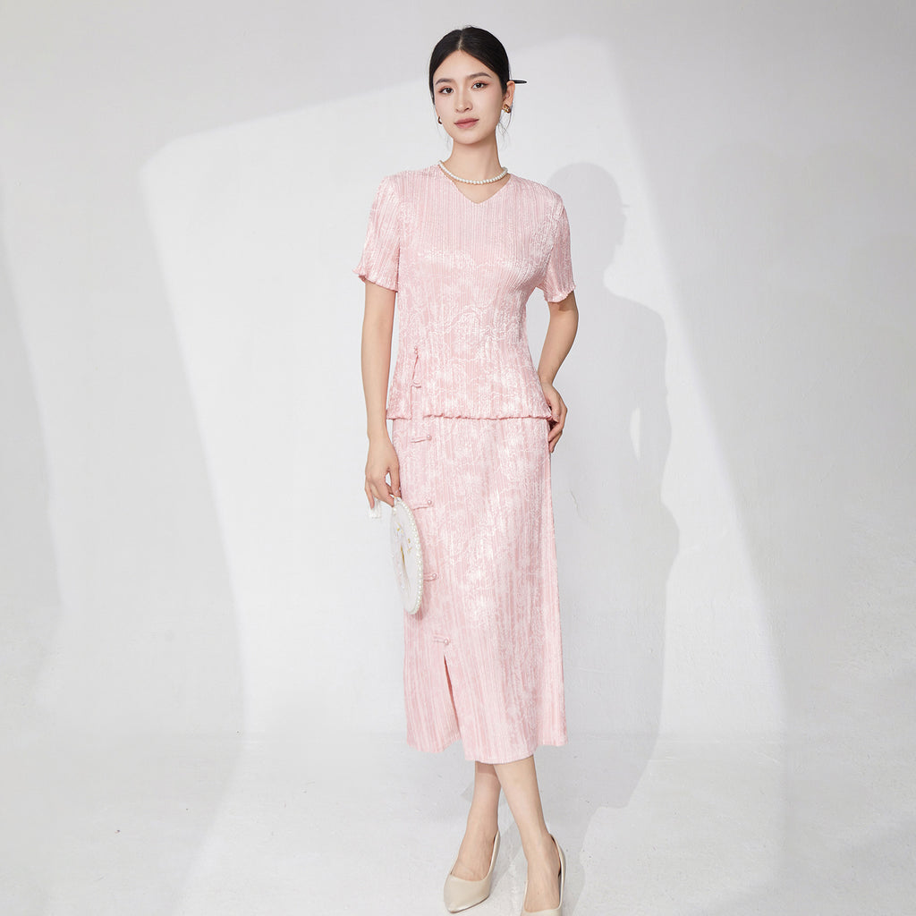 2025 Guofeng women's clothing high-end suit, retro button-up new Chinese T-shirt, short-sleeved hip-wrapped skirt, pleated two-piece set