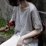 Shan Qian Nianyi, summer design is comfortable, and the outer cover is covered with high-texture literary and low-luxury retro ramie sunscreen cardigan.