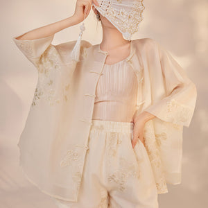 High-end new Chinese popular light luxury temperament new embroidery button design shirt shorts two-piece set M4231