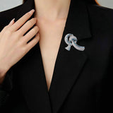 2025 Retro court style high-end clothing women's dresses with high-end elegance temperament crystal streamer bow brooch