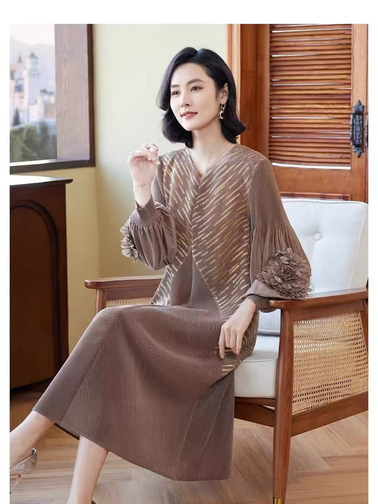 Temperament dress spring and autumn middle-aged mother spring dress new Popular style wedding banquet dress a word loose large size skirt