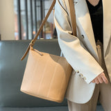 GOOSUDU 2025 Autumn and winter new fashion high sense large capacity lychee pattern retro portable bucket tote bag single shoulder oblique span women's bag