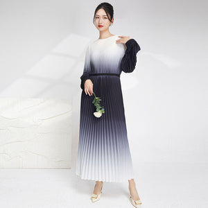 2025 2025 New Popular trade gradual change dress fashion women's loose lace-up thin temperament elegant dress long dress women