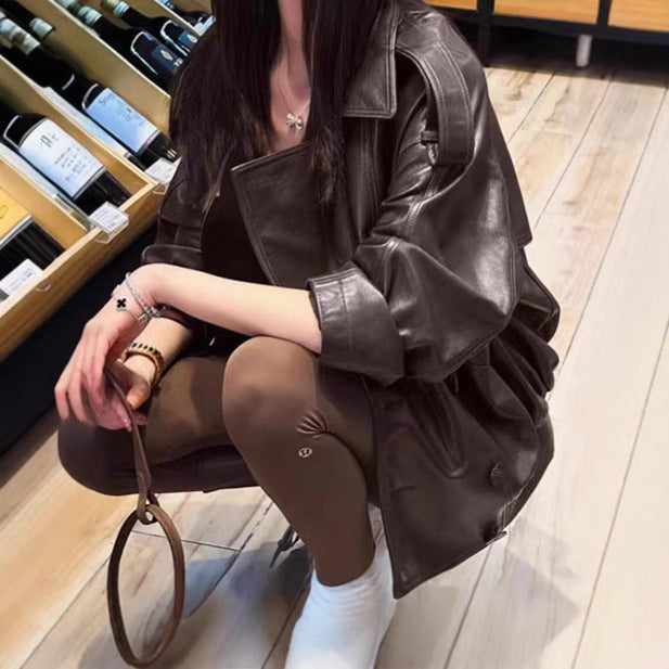 2025 Spot Yang Mi star with the same leather jacket popular autumn new simulation wallet brown loose protein leather jacket