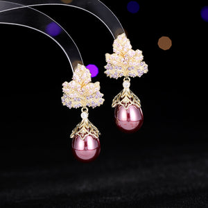 2025 Retro court style high-end earrings banquet dress with high-end zircon water drop-shaped pearl maple leaf earrings
