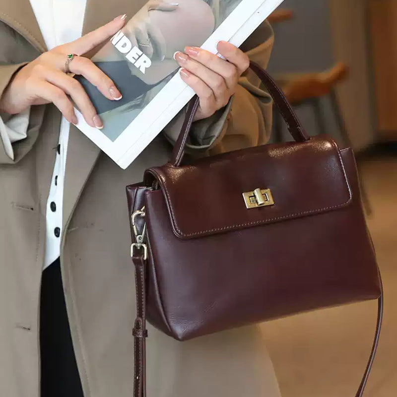 2025 Women's bag popular new versatile high-end messenger bag fashion commuter shoulder bag leather women's bag handbag