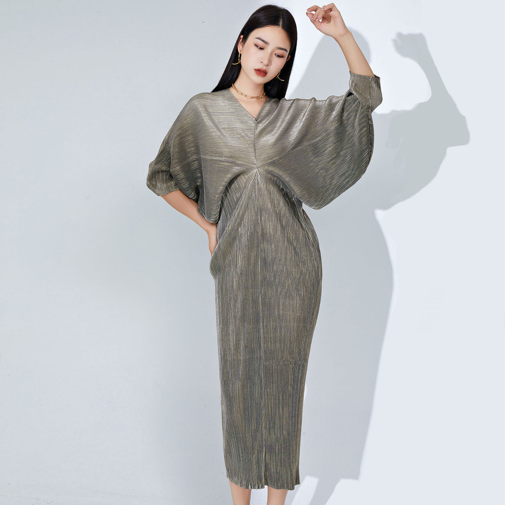 2025 Women's Wholesale Source Metal Sequins Pleated Dress V-Neck Bat Sleeve Loose Irregular Dress