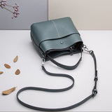 2025 The first layer of cowhide women's bag  new fashion versatile bucket bag genuine leather shoulder messenger bag women's bag one piece delivery