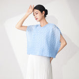 2025 2025 summer new women's pleated T-shirt design sense hand-pleated solid color casual commuter versatile top