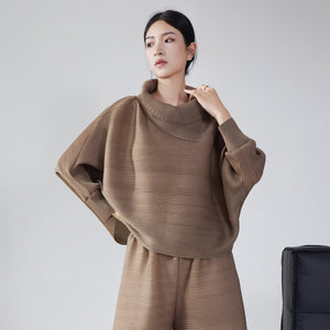 2025 Hot trade large-size women's top covers the stomach and looks thin, high-end  batman shirt pleated loose long-sleeved t-shirt women