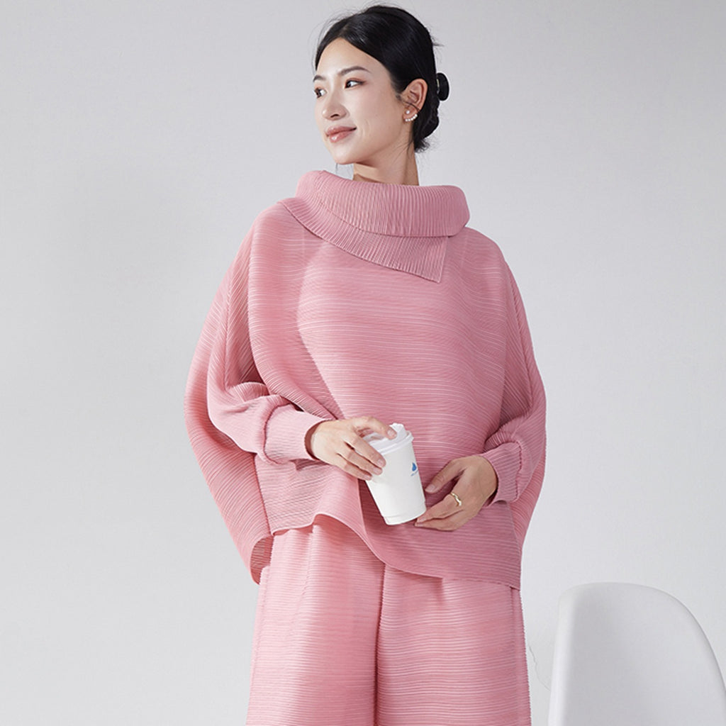 2025 Hot trade large-size women's top covers the stomach and looks thin, high-end  batman shirt pleated loose long-sleeved t-shirt women