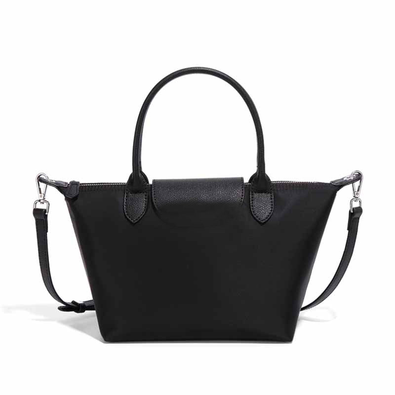 2025 popular new dumpling bag nylon waterproof and lightweight handbag commuter women's bag large capacity versatile shoulder messenger bag