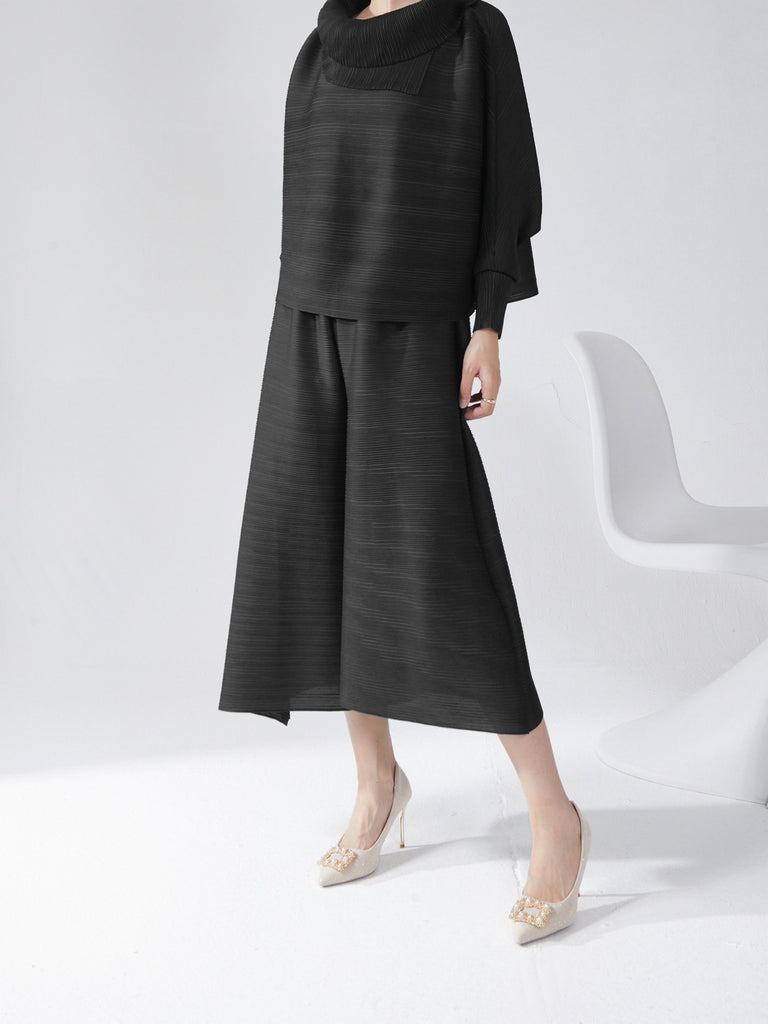 2025 large-size pants women's wide-leg pants drape high-end pleated summer thin loose seven-point casual pants women's