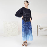 2025 Spring and summer new pleated dress women's clothing wavy pattern shoulder sleeves temperament elegant vacation style dress