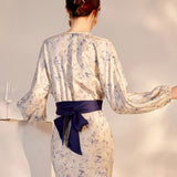 Early autumn retro V-neck design sense of temperament, advanced sense of improved Hanfu waist slim silk dress women M8016