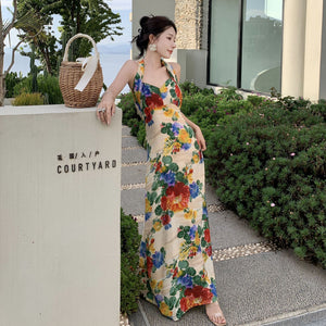 2025 art skirt light luxury pure desire wind neck dress niche design hot girl retro suspender dress