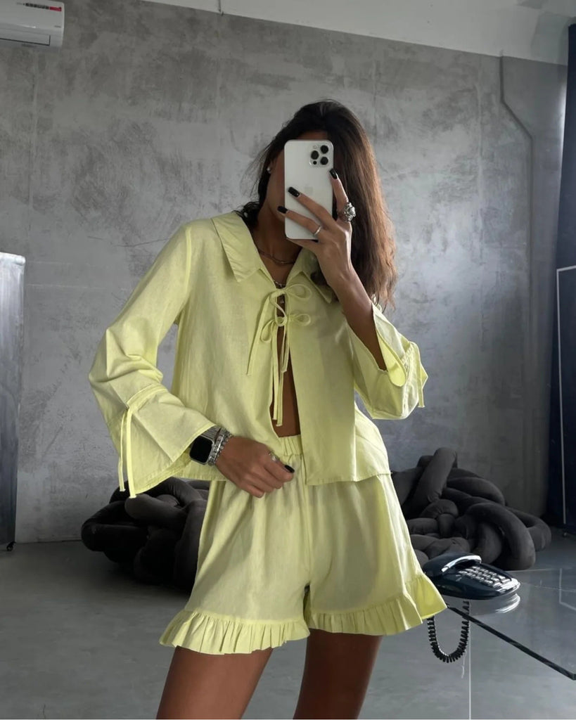 spring and summer new women's clothing solid color lapel long-sleeved lace-up wooden ear edge short women's pants comfortable and casual suit
