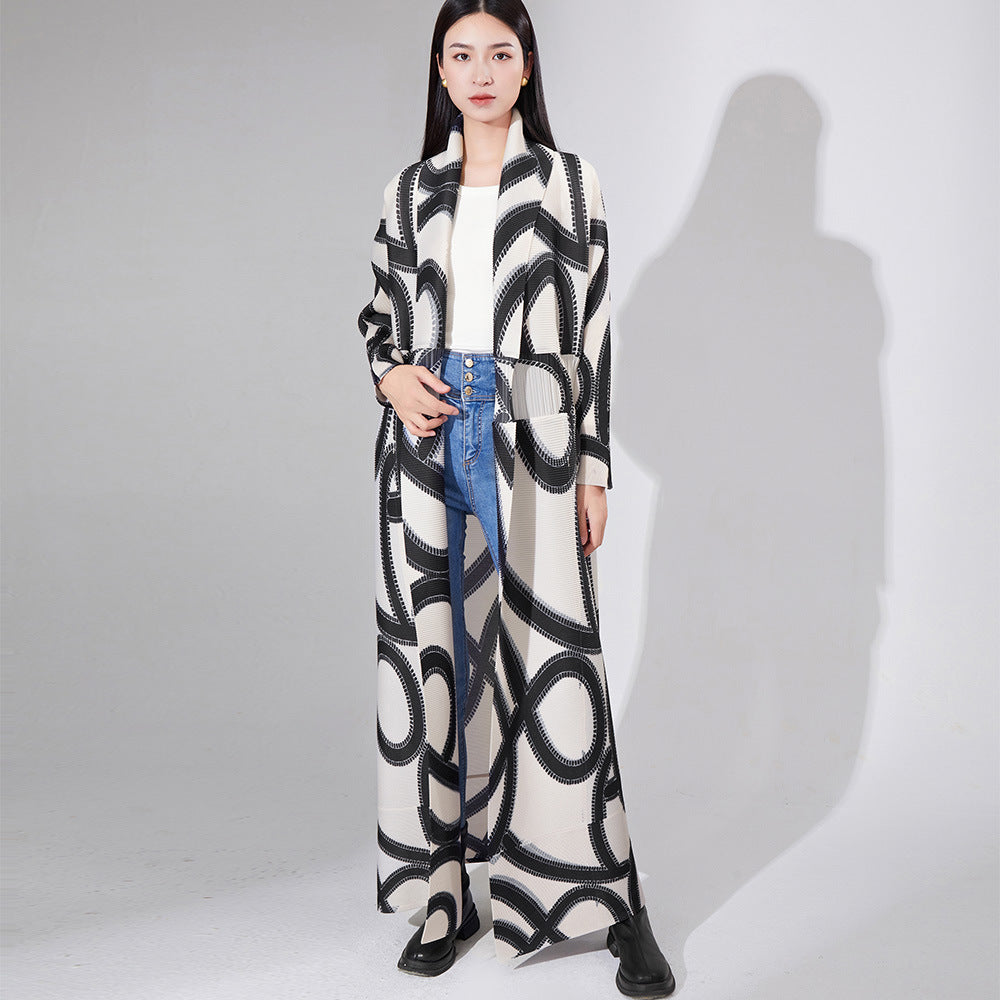 2025 High-quality New trench coat long jacket women's loose printing lace-up lapel pleated temperament coat