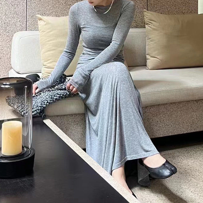 2025 In stock, this year's popular high-end suit, slim-fit solid-color long-sleeved T-shirt, bottoming shirt, pleated long skirt, two-piece set.