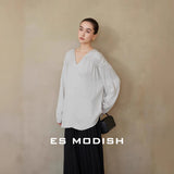 2025 ES MODISH spring new product high-end temperament lazy style V-neck shirt  loose and thin top women