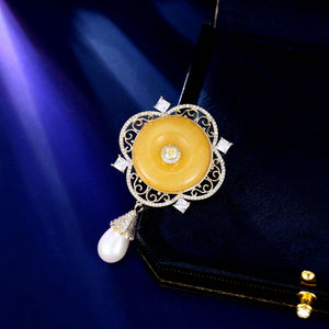 2025 Vintage court style cheongsam dress accessories corsage fixed pin silk scarf buckle pearl water drop hollow pattern brooch