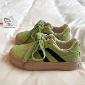 Vintage Womens Canvas Shoes Low-top Spring and Autumn New Fashion Sports Sneakers Trainers Breathable Ladies Footwear