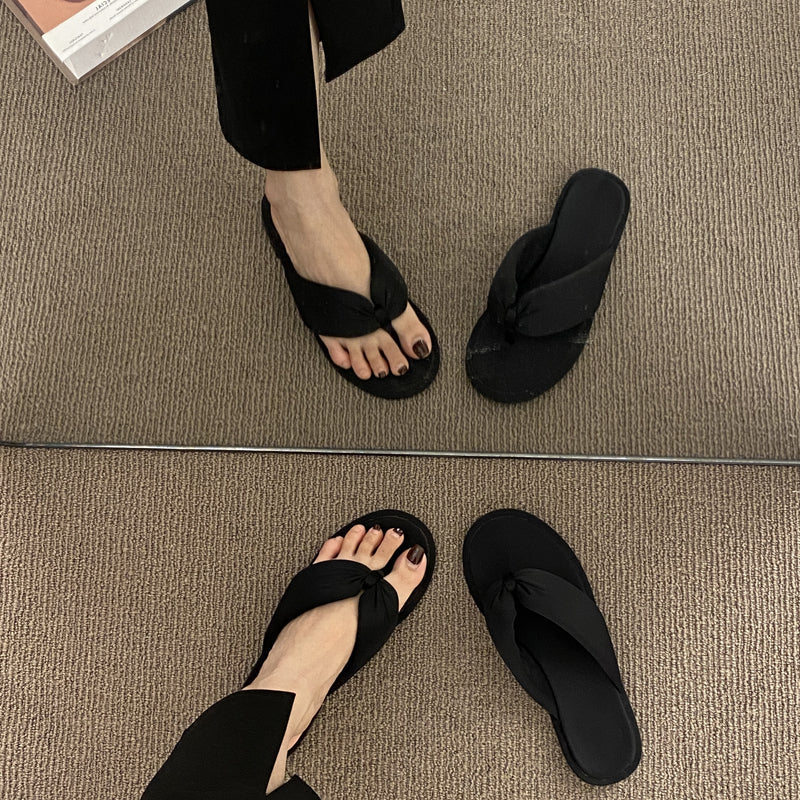 woloong  Women's Flip Flops Candy Color Pleated Fashion Shoes New Wild Outdoor Flat Slippers for Women Casual Home Summer Slides Тапочки