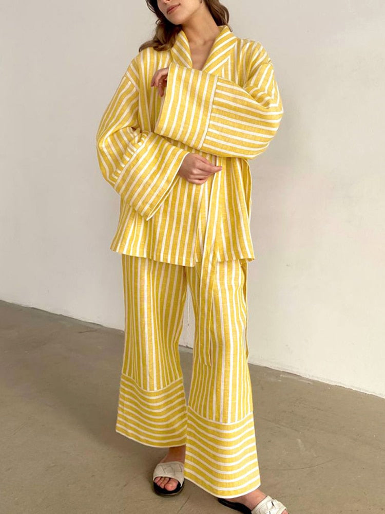 Casual Yellow Stripe Home Suits Elegant High Waist Wide Pants Set Fashion Long Sleeve Shirts Two Piece Pajamas Set Women Outfit