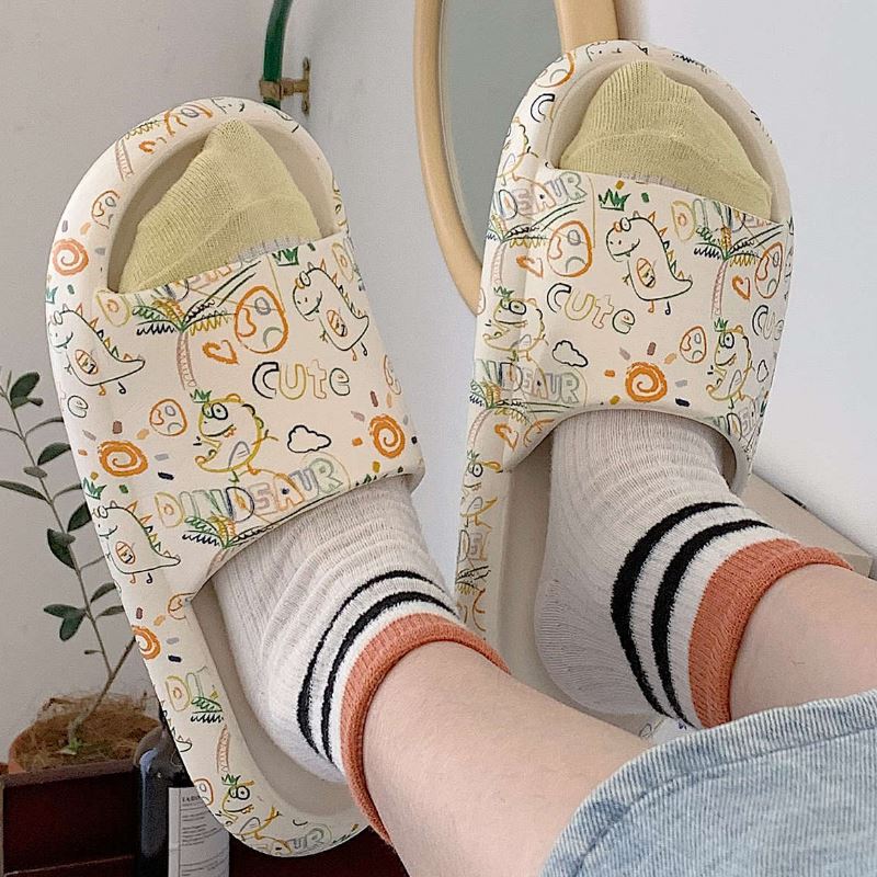 woloong New Arrivals Slippers For Women Indoor Home Summer Student Soft Sole Slides Fashion Ins Cartoon Graffiti Flip Flops