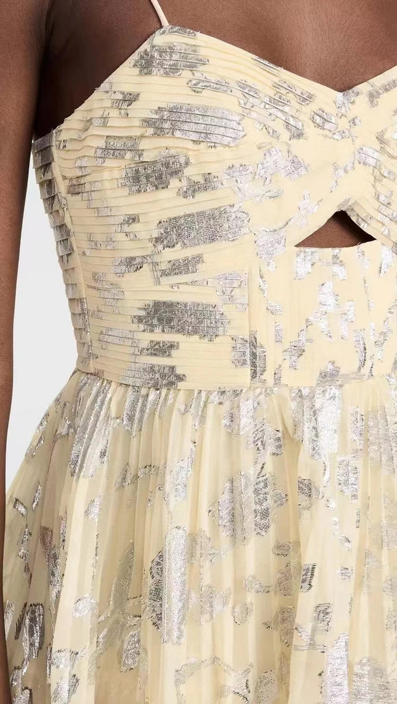 Spring / Autumn New Women Clothing Sexy Charming Yellow Chiffon Bronzing Pleated Cake Long Suspender Dress for Party