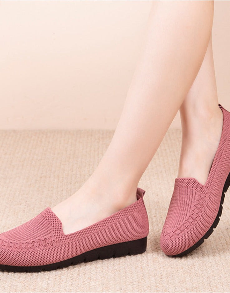 New Mesh Breathable Sneakers Women Breathable Light Slip on Flat Casual Shoes Ladies Loafers Socks Shoes Women Zapatillas Mujer