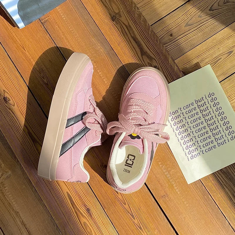 Vintage Womens Canvas Shoes Low-top Spring and Autumn New Fashion Sports Sneakers Trainers Breathable Ladies Footwear