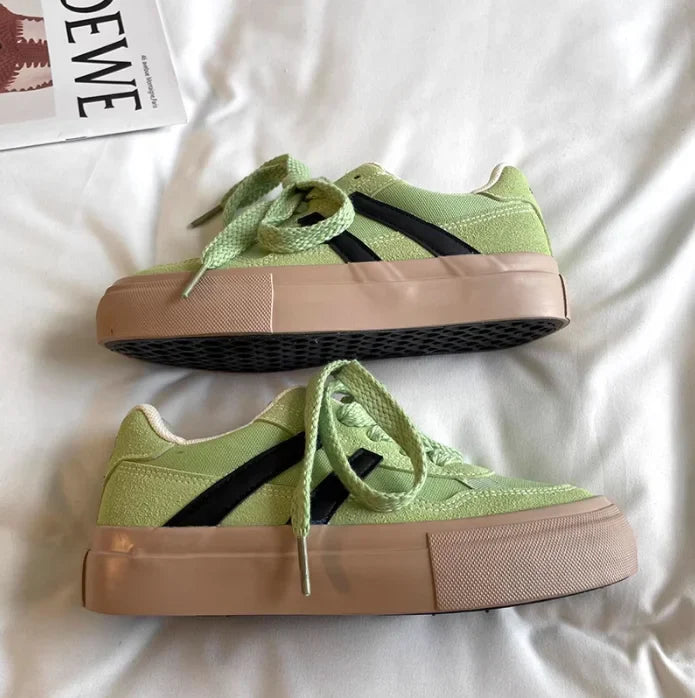 Vintage Womens Canvas Shoes Low-top Spring and Autumn New Fashion Sports Sneakers Trainers Breathable Ladies Footwear