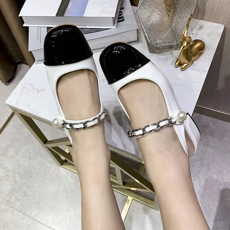 Spring New Mary Jane Sandals Square Head Pearl Chain Thick Heel Single Shoe With Empty Back Kq8